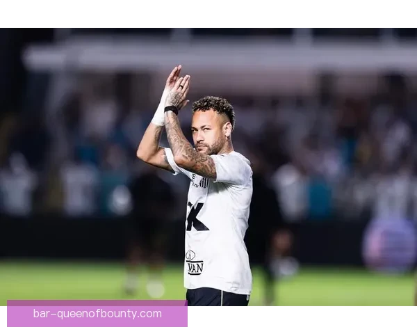 内马尔膝伤康复归来亚冠赛场再现锋芒助队冲击荣耀